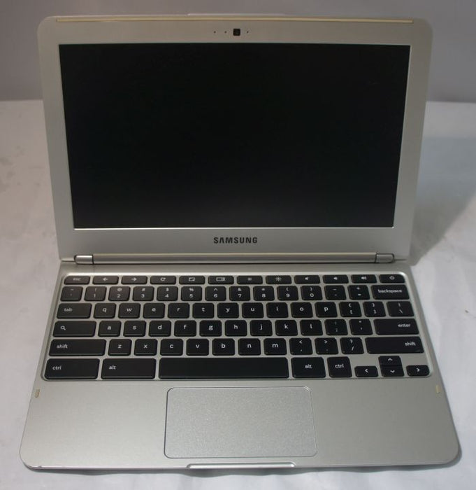 SAMSUNG XE303C12 SAMSUNG Exynos 5 1.7GHz 11.6 Inch Laptop AS IS