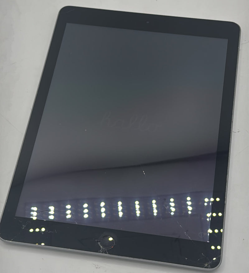 Apple iPad (6th Generation) 9.7-inch 32GB Wi-Fi Only A1893 - Space Gray