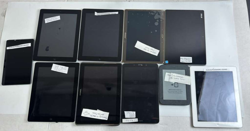 LOT OF 10 - Mix of Samsung