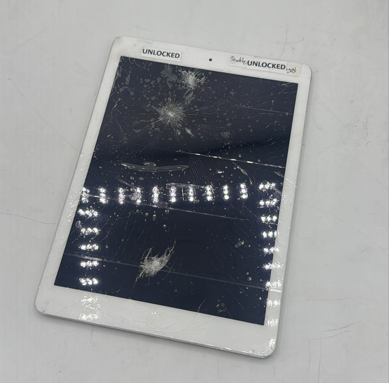 Apple iPad Air Gen 1 9.7" 16GB Wi-Fi A1474 - White (Read Description)