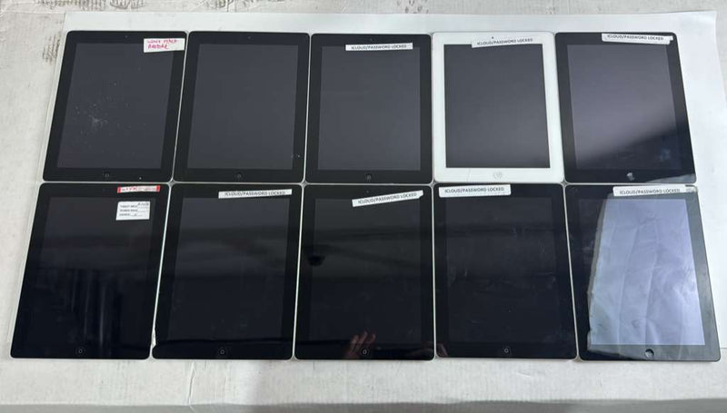 Lot of 10 - Mix Apple iPad Models  16GB - ASIS