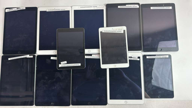 Lot of 12 - Mix Apple iPad Models  16GB - ASIS