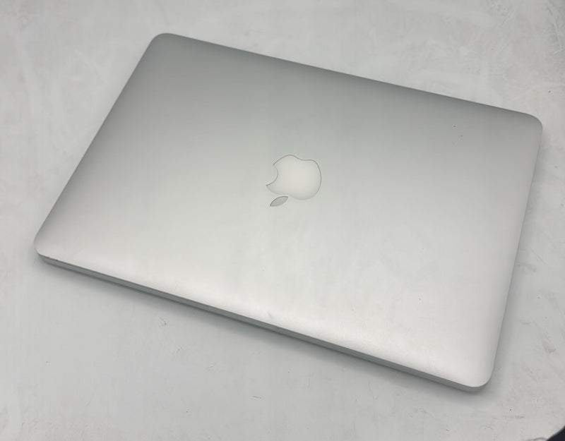 Apple MacBook Pro A1502 13.3"  Laptop - ASIS - Silver