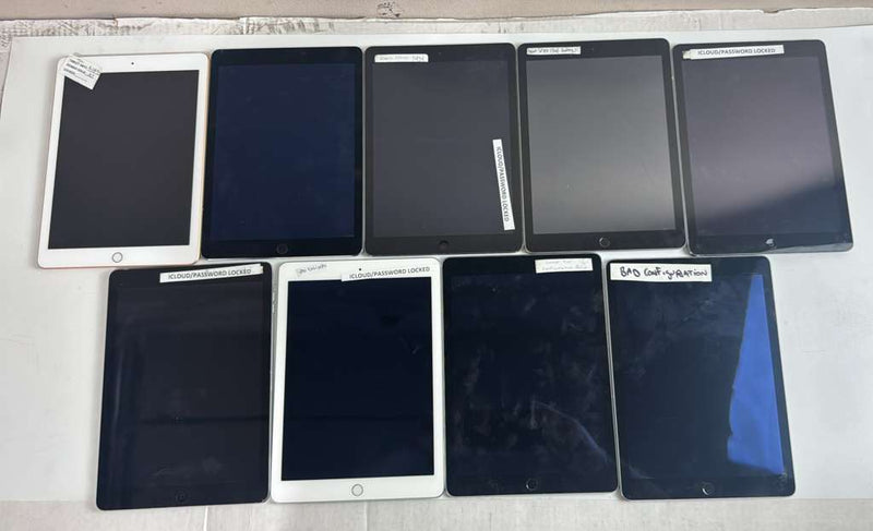 Lot of 10 - Mix Apple iPad Models  16GB - ASIS