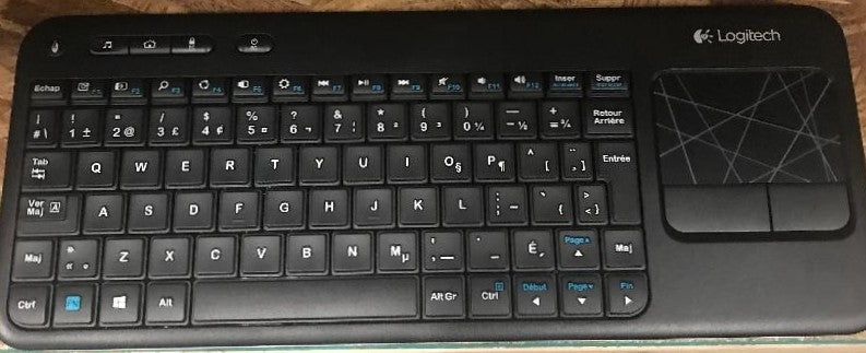 Logitech K400R Wireless Touch Keyboard with Touchpad (NO RECEIVER) (FRENCH CHARACTERS)