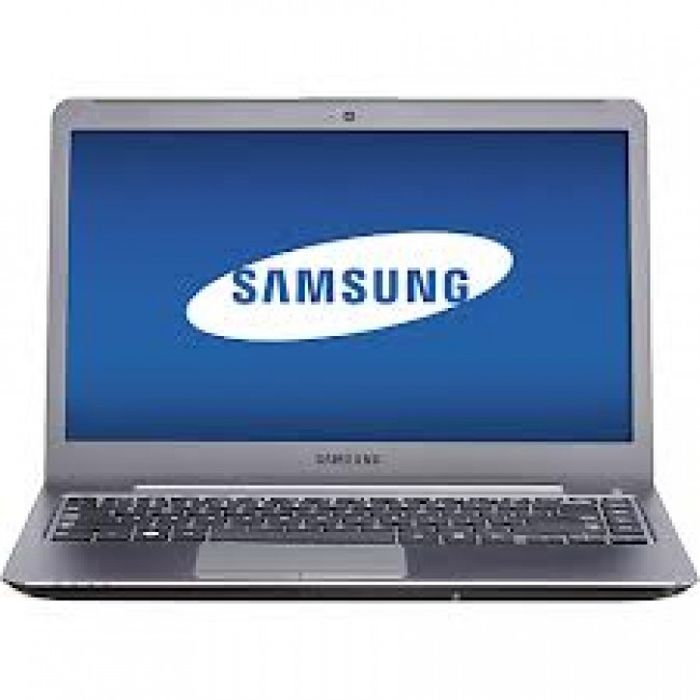 Samsung 14in Laptop NP520U4C-A01UB i5 2.5GHz 8GB 750GB DVDRW WiFi - Black