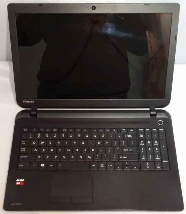 Toshiba Satellite C55D-B5310 AMD A8-6410 Quad Core APU 15.6-Inch Laptop